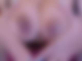 mia-makleynn's Live Sex Cam Show