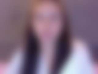 mia-makleynn's Live Sex Cam Show