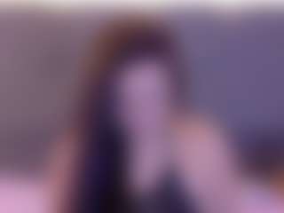 Live cam show with mia-makleynn - Drinking on Mixed Magazine Live