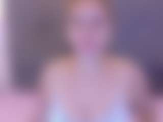 mia-makleynn's Live Sex Cam Show