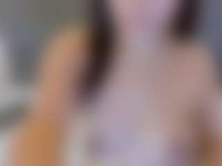 mia-makleynn's Live Sex Cam Show