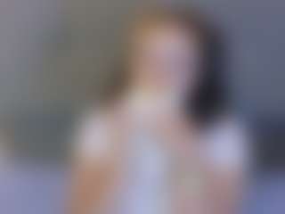 Live cam show with mia-makleynn - Blowjob on Soda Cam