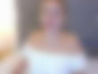 mia-makleynn's Live Sex Cam Show