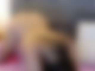 Live cam show with mia-makleynn - Tittyfuck on Chatstar