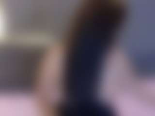 mia-makleynn's Live Sex Cam Show
