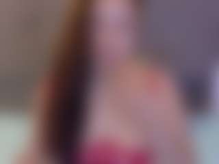 mia-makleynn's Live Sex Cam Show