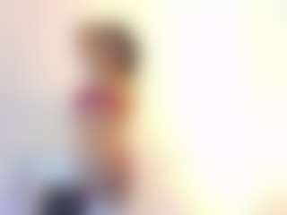 mia-makleynn's Live Sex Cam Show
