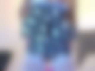 mia-makleynn's Live Sex Cam Show