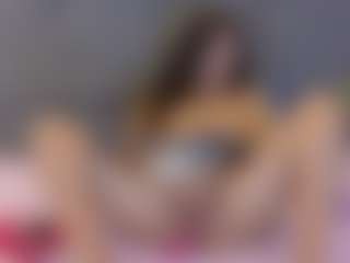 mia-makleynn's Live Sex Cam Show