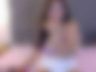 mia-makleynn's Live Sex Cam Show