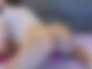 mia-makleynn's Live Sex Cam Show