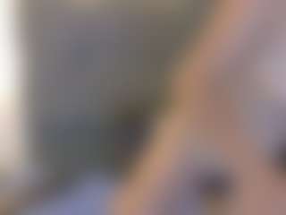 mia-makleynn's Live Sex Cam Show