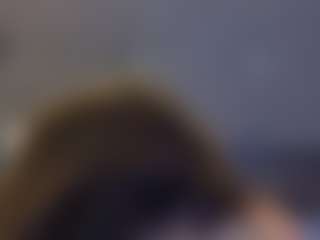 mia-makleynn's Live Sex Cam Show