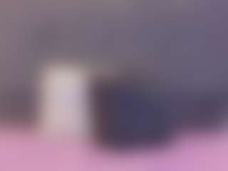 mia-makleynn's Live Sex Cam Show