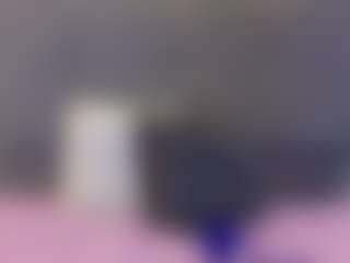 mia-makleynn's Live Sex Cam Show