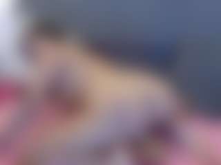 mia-makleynn's Live Sex Cam Show
