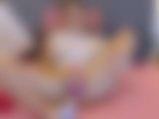 mia-makleynn's Live Sex Cam Show