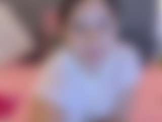 mia-makleynn's Live Sex Cam Show