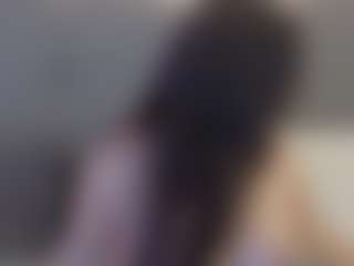mia-makleynn's Live Sex Cam Show