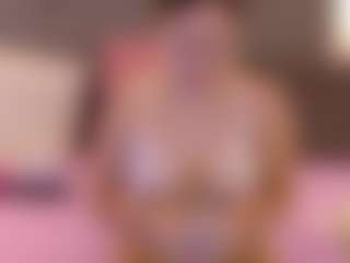 mia-makleynn's Live Sex Cam Show