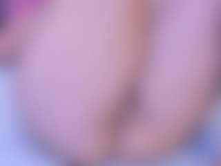 Live cam show with mia-makleynn - Cum In Pussy on Camsoda