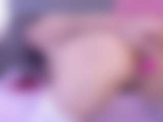 mia-makleynn's Live Sex Cam Show