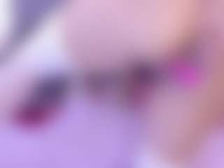 mia-makleynn's Live Sex Cam Show