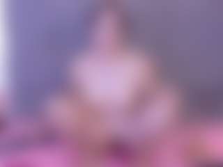 mia-makleynn's Live Sex Cam Show