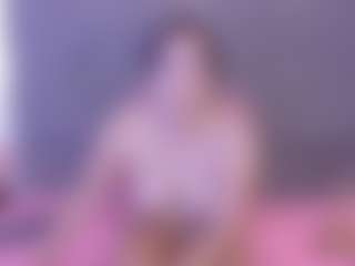 mia-makleynn's Live Sex Cam Show