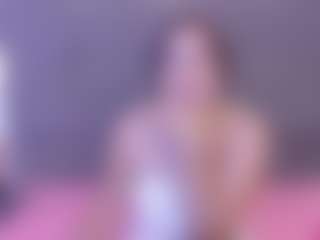 mia-makleynn's Live Sex Cam Show