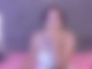 mia-makleynn's Live Sex Cam Show