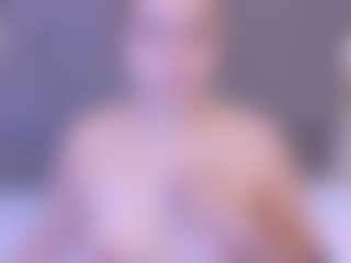 mia-makleynn's Live Sex Cam Show