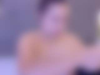 mia-makleynn's Live Sex Cam Show