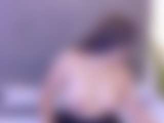 mia-makleynn's Live Sex Cam Show