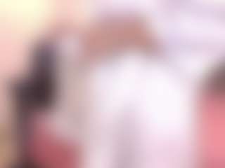 Live cam show with mia-makleynn - Teen (18+) on CamSextacy