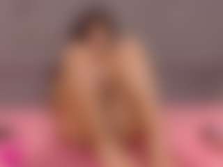 mia-makleynn's Live Sex Cam Show