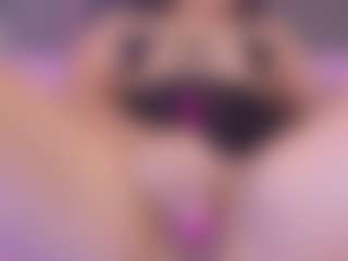 mia-makleynn's Live Sex Cam Show