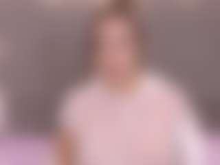 Live cam show with mia-makleynn - Curvy Small Tits on Dolls Live