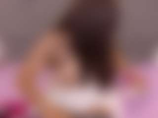 mia-makleynn's Live Sex Cam Show