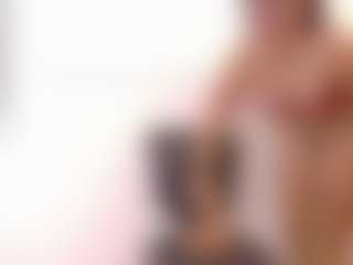 mia-makleynn's Live Sex Cam Show