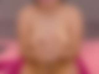 Live cam show with mia-makleynn - BBW Teen (18+) on Camsoda