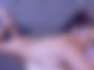 Live cam show with mia-makleynn - Latina on Camsoda | colombia