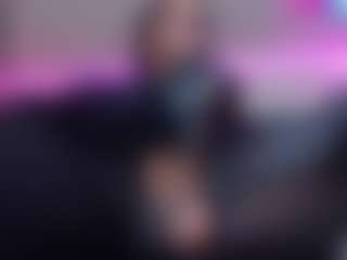 Amatiell's Live Sex Cam Show