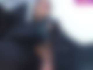 Live cam show with Amatiell - Smoking on Camsoda
