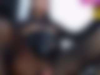 Live cam show with Amatiell - Facial Piercings on camwithhim.com
