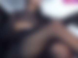 Live cam show with Amatiell - Brown Eyes on camgirlchat.live