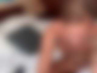 Live cam show with YourLovelyMars - Caucasian on Streamer API