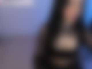 Eviee's Live Sex Cam Show