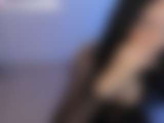 Live cam show with Eviee - Flashing on Strip Flash - Live Sex Shows