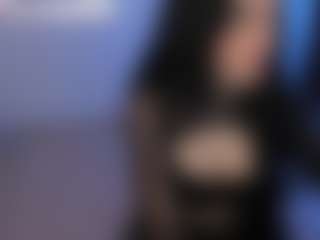Eviee's Live Sex Cam Show